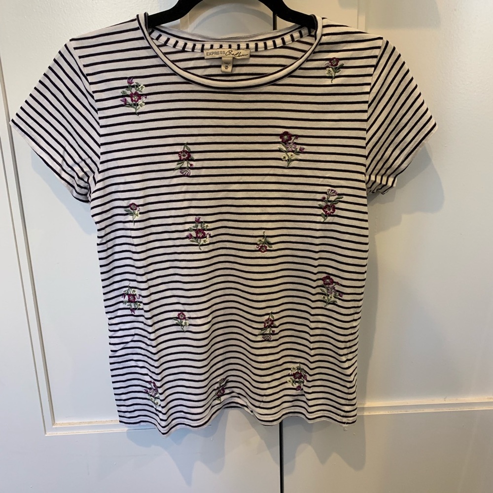 Express T-Shirt